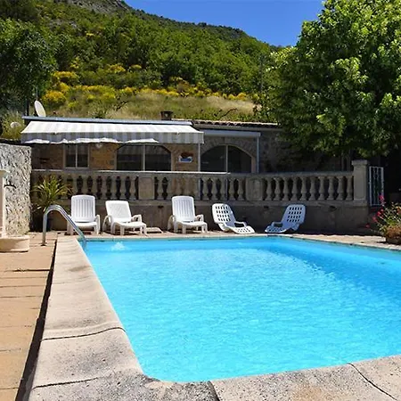 Les Grands Pres Des Baronnies La Roche-sur-le-Buis