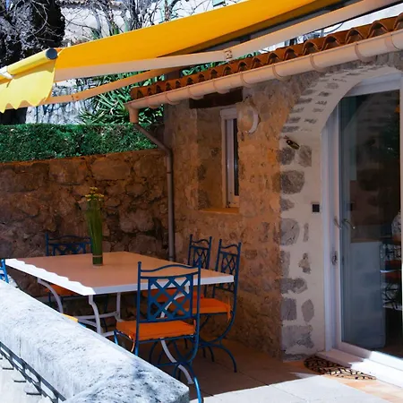 Les Grands Pres Des Baronnies La Roche-sur-le-Buis