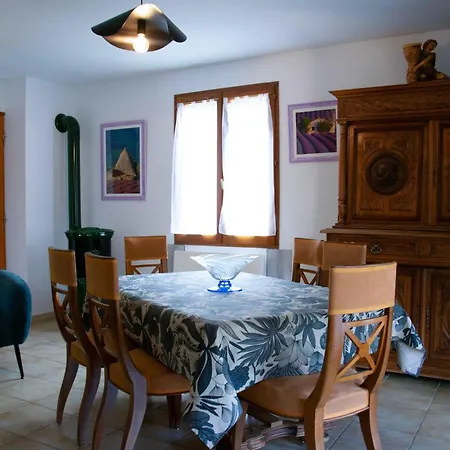 Les Grands Pres Des Baronnies Landhaus